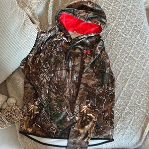Under armour/real tree cold gear hooded sweatshirt